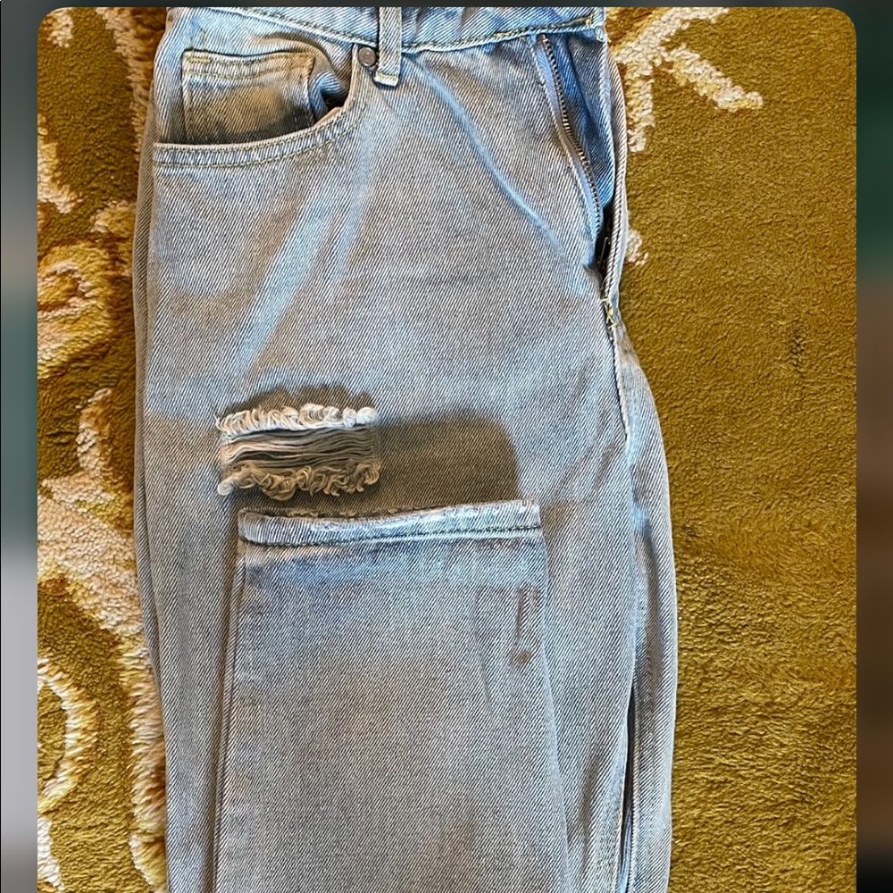 Misguided Riot High Rise Mom Jean - Picture 2 of 3